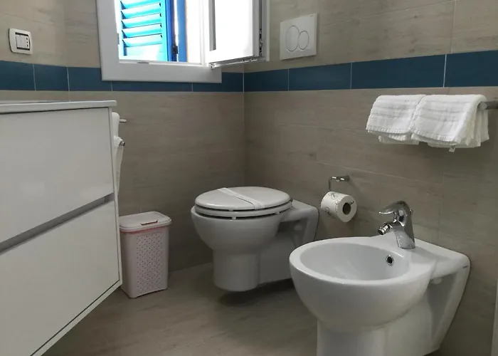 לינה וארוחת בוקר Depandance Salento Sul Mare פורטו צ'זראו